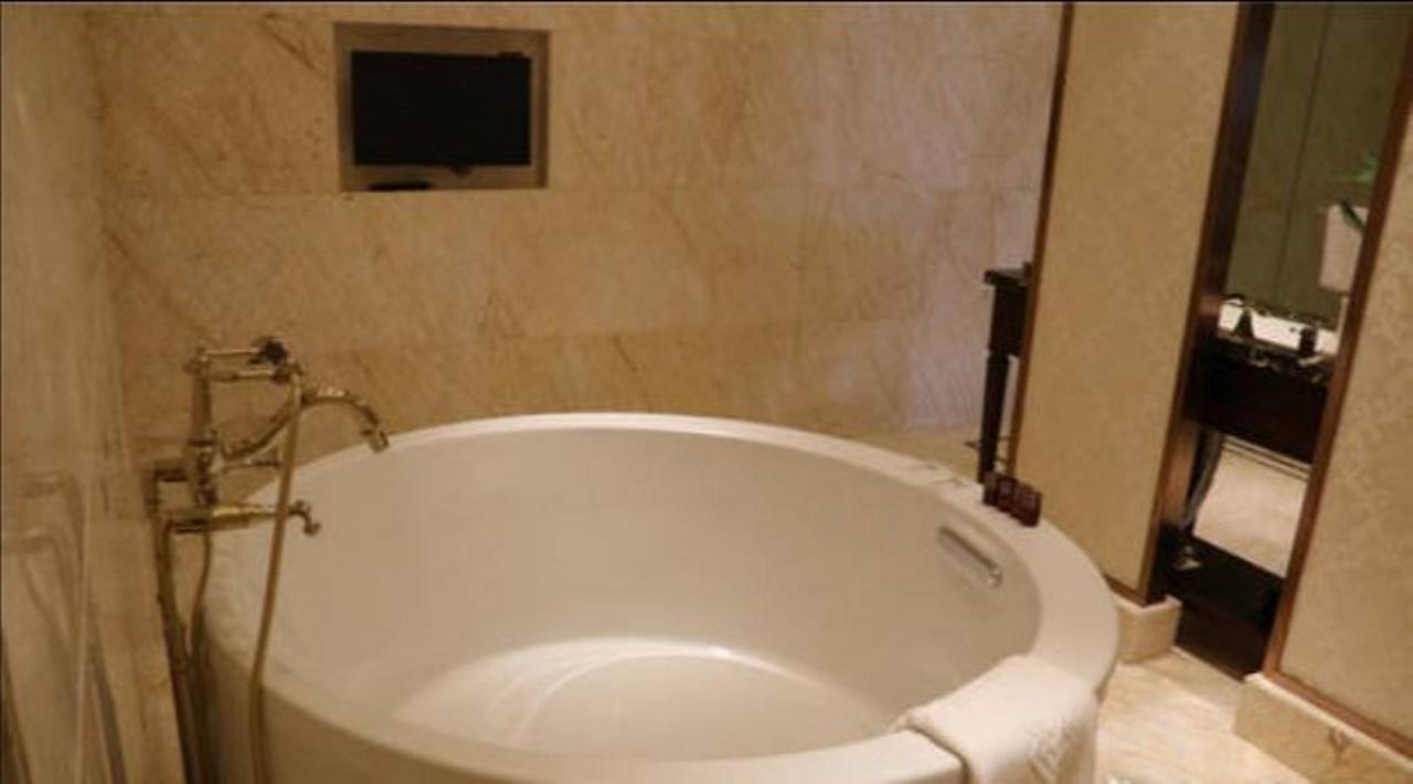 Jinqian Jiahua International Hotel Chishui  Exterior photo