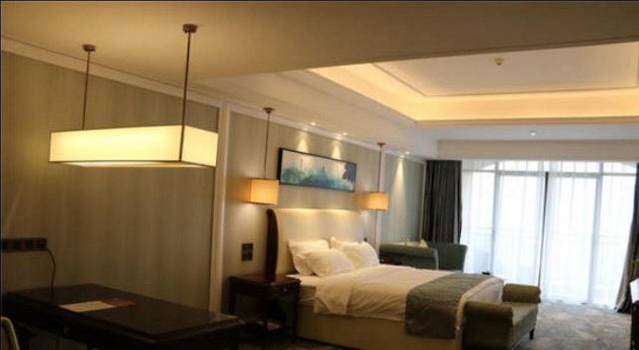Jinqian Jiahua International Hotel Chishui  Exterior photo